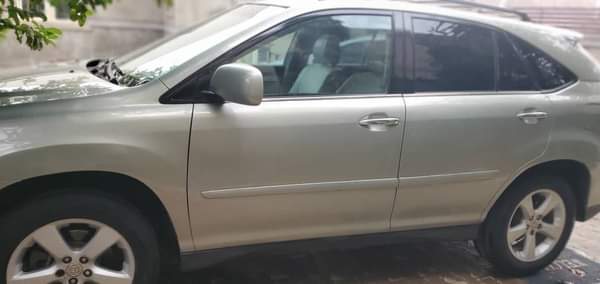 A picture of A Lexus Rx 350 2008 That is working perfectly fine