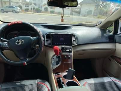 A picture of Super sharp few month used 2009 Toyota venza full option