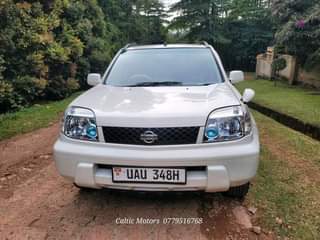 A picture of 2002 XTRAIL SUV VVTI