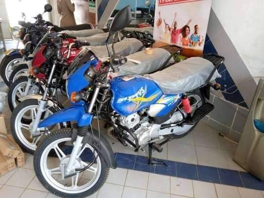 tvs hlx