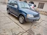 A picture of Neatly used Honda CR V 2000 model for sale from