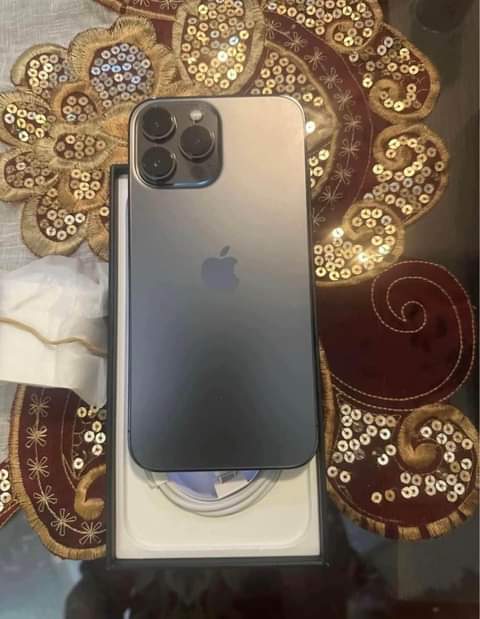 iPhone M.