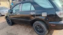 A picture of 2002model Lexus Rx300 Good Engine and Gear Ac need attention