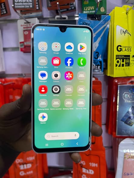 A picture of Samsung galaxy A16 at 380k Storage 128gb 4gb rm Call