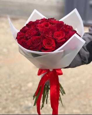 A picture of Flowers bouquet and Gift wrapping service
