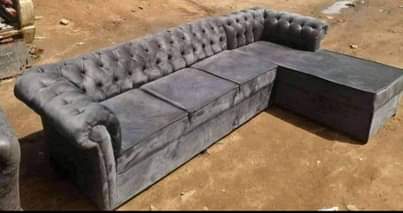 classifieds/furniture sofas