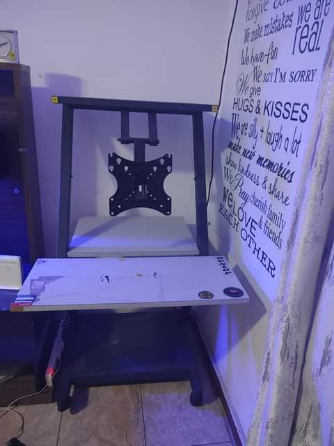 desks