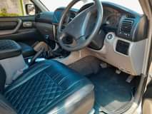 A picture of TOYOTA LAND CRUISER GX