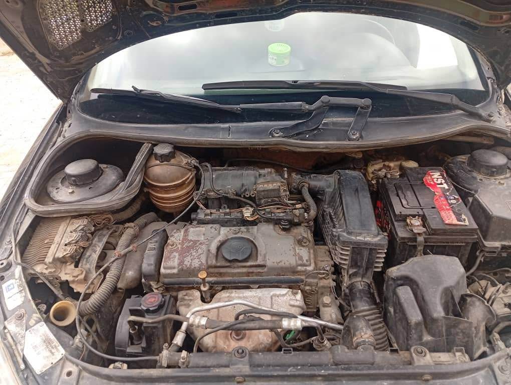 A picture of Peugeot 206
