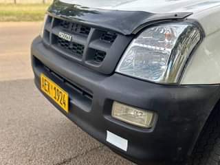 classifieds/cars isuzu