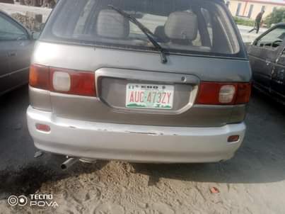 A picture of Toyota picnic bus Nigeria used Just few fault Buy and