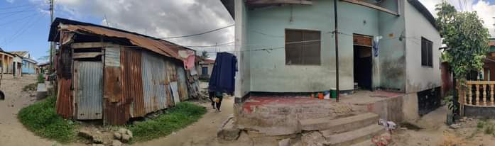 A picture of Nyumba mbili zinauzwa Manzese Tiptop