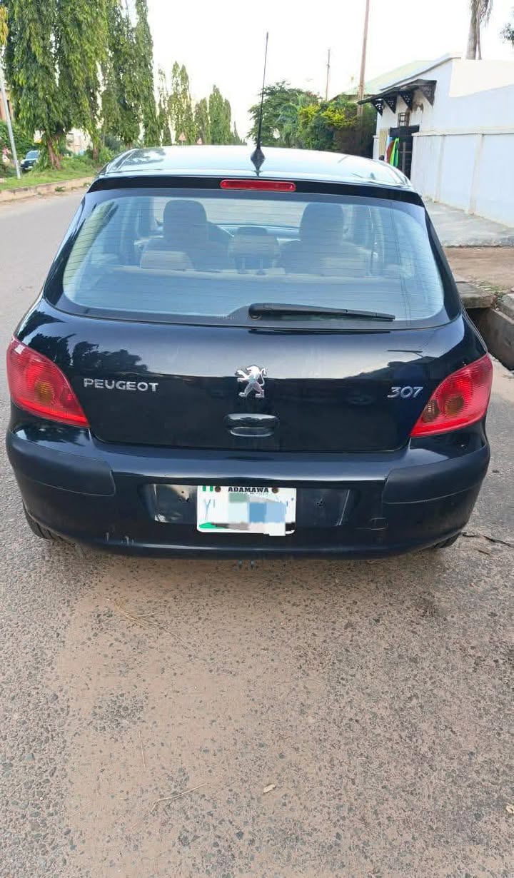 A picture of Car