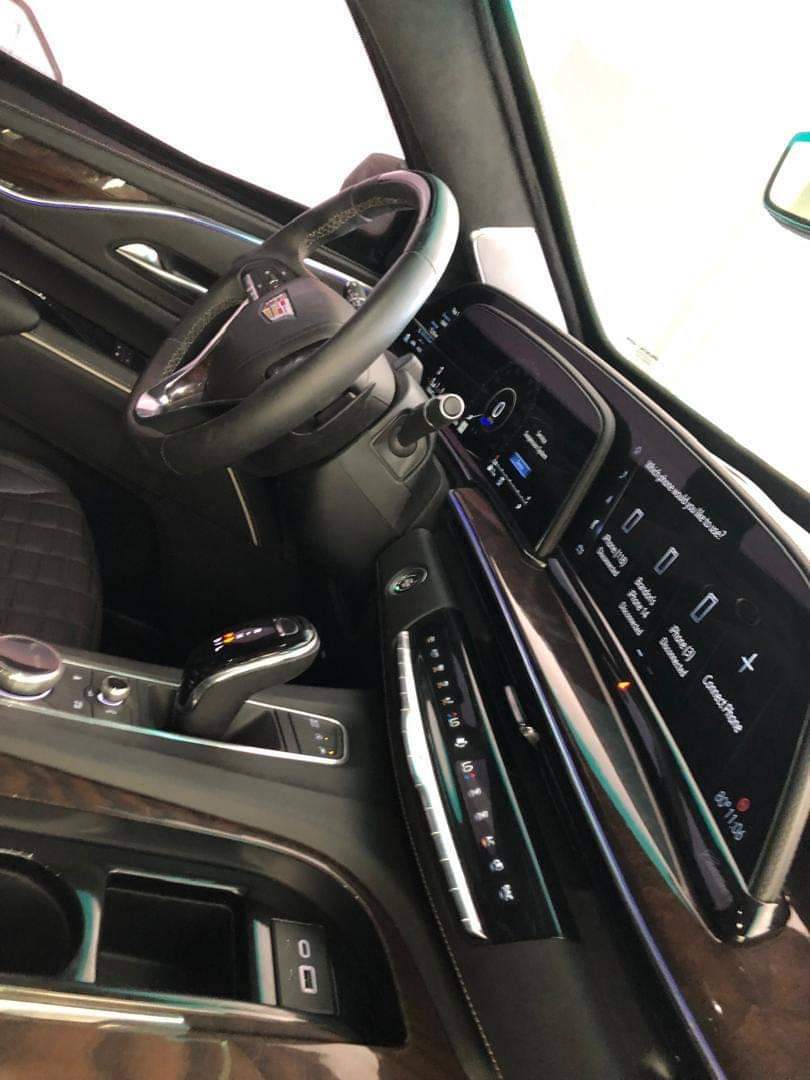 A picture of BULLETPROOF Escalade 600