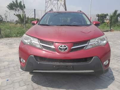 A picture of 2013 TOYOTA RAV 4 LIMITED