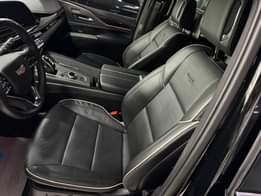 A picture of 2023 Cadillac Escalade 600 Black Edition foreign Used Price 240M
