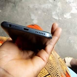 A picture of infinix smart 6
