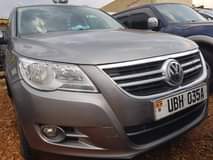 A picture of 2009 Volkswagen Tiguan