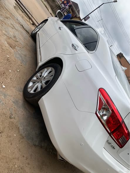 A picture of 2010 Lexus Es350 for sale