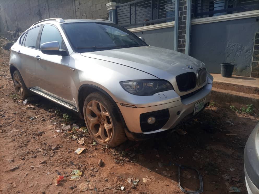 A picture of BMW X6 2011 V6 with Brian box issue