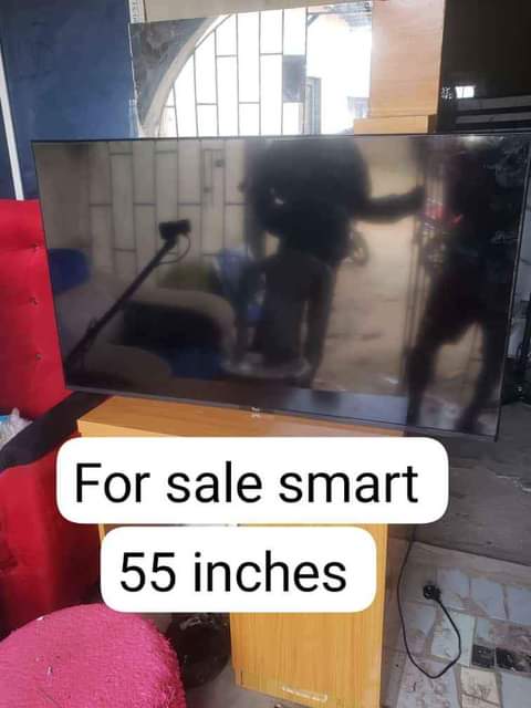 A picture of Hisense 43 inches TV 55 inches smart TV