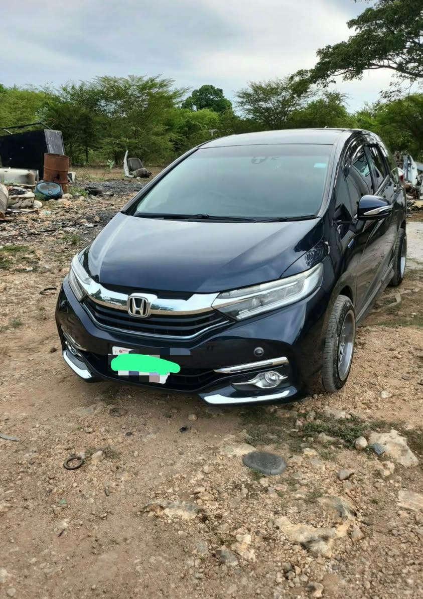 honda fit shuttle