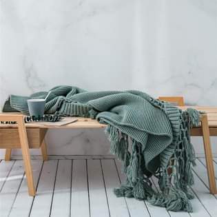 A picture of Throw blankets
