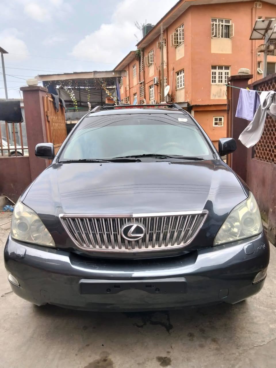 A picture of 2006 LEXUS RX330 PURE FIRST BODY PAN SOUND ENGINE SOUND
