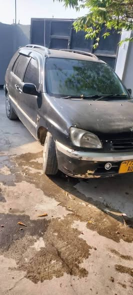 A picture of Toyota raum