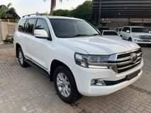 A picture of TOYOTA LANDCRUISER VX V8 UNREGISTERED