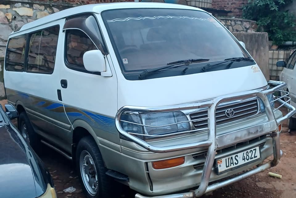 A picture of TOYOTA SUPER CUSTOM UAS IN EXCELLENT CONDITION QUICK SELL 14.5M