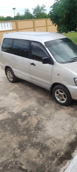 A picture of Toyota Noah SR50 fourwheeler