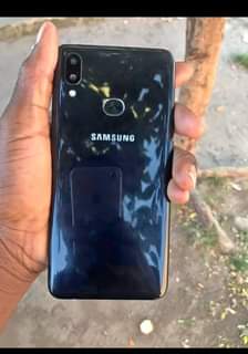 A picture of Samsung A10s