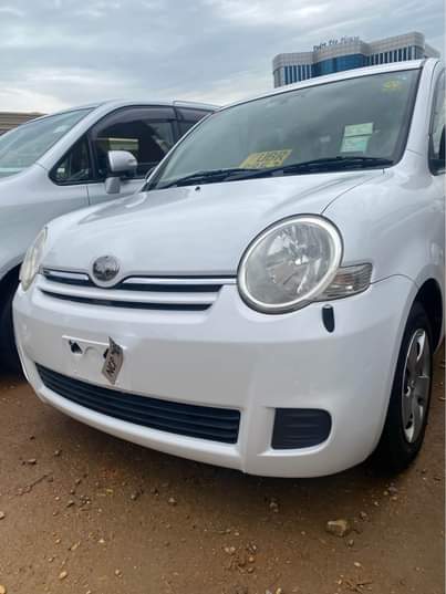 A picture of SIENTA Fuel saving 2010 VVTI Engine UBR Cream interior Installments