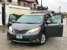A picture of Toks standard 2013 sienna firstbody