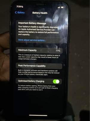 A picture of iPhone 11 full option available for sale in osogbo For