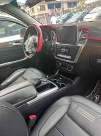 A picture of Good deal V Clean Mercedes Benz 2013 ML 2017 GLE