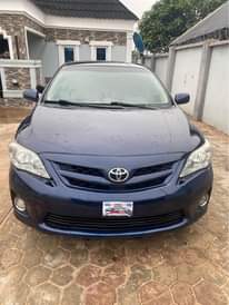 A picture of Corolla 2013 first body