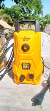 pressure washer