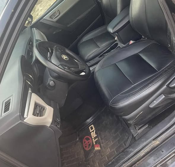 A picture of Corolla 2014 Engine Gear and Ac are perfectly going 7m