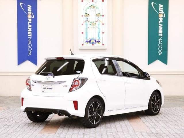 A picture of Toyota vitz 2015