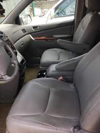 A picture of Foreign used 2006 Toyota Sienna XLE
