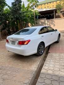 A picture of LEXUS ES 350 NEATLY NIGERIA USED NOTHING TO FIX BUY