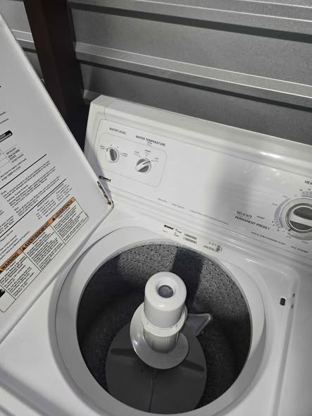 A picture of Kenmore Top Load Washing Machine