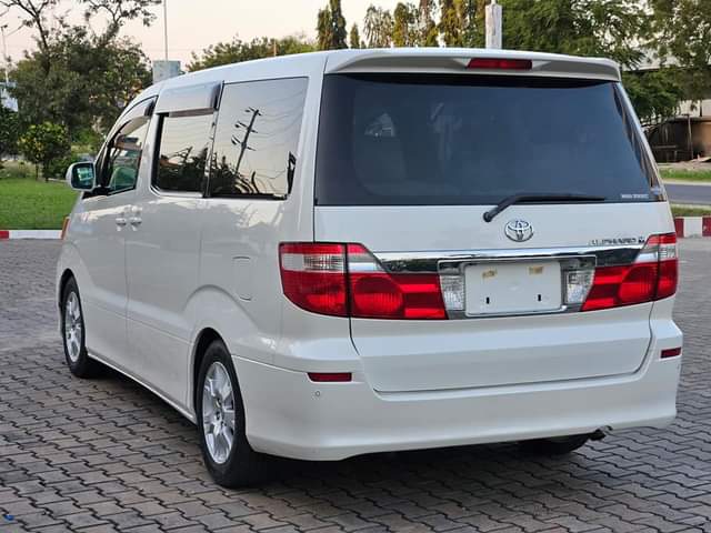 A picture of Toyota Alphard
