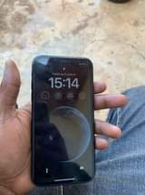 A picture of Iphone XR