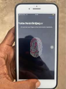 A picture of iPhone 8 Clean Laki tatu tu 0627428481 