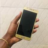 A picture of Samsung j7 prime