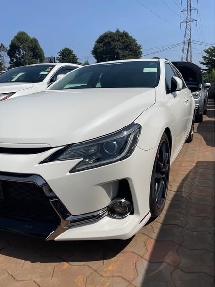 A picture of Mark X GS Edition 2013 Model Cash price 65M ugx
