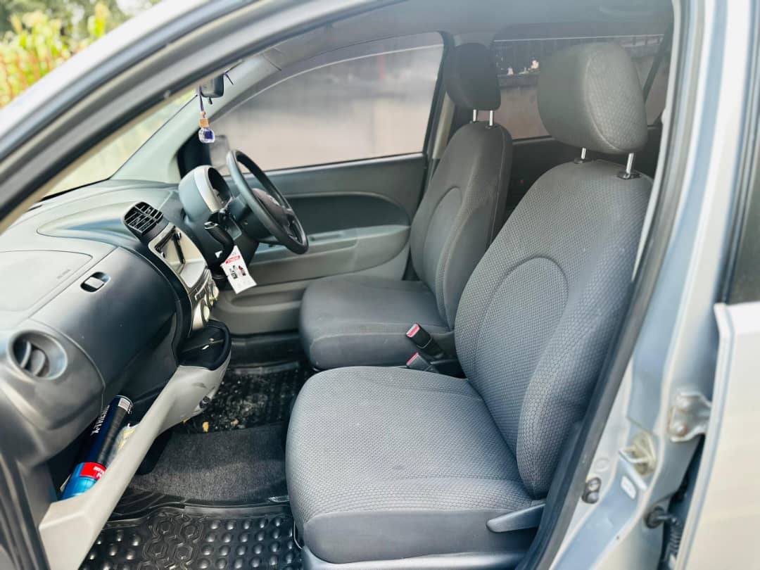A picture of TOYOTA PASSO BEI MIL 7.50792198402